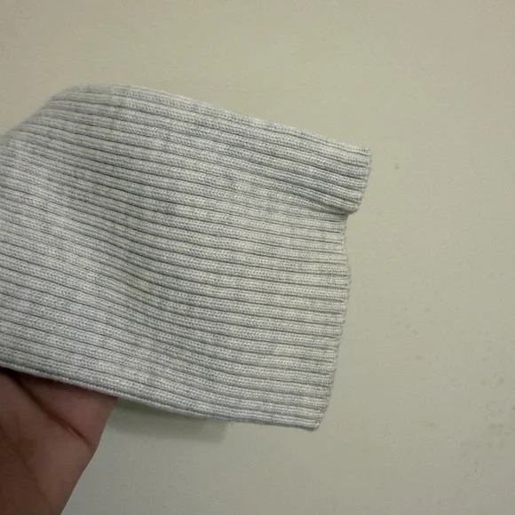 American Eagle Outfitters‎ Light Gray Cardigan - Picture 4 of 5